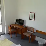 Waldhotel Am Berlin-schmoeckwitz فندق