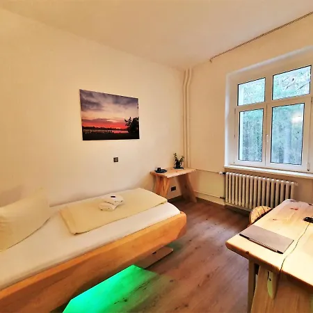 Отель Waldhotel Am Berlin-schmoeckwitz