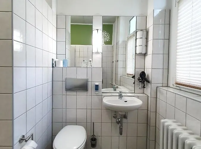 Hotell Waldhotel Am See Berlin-Schmoeckwitz 3*