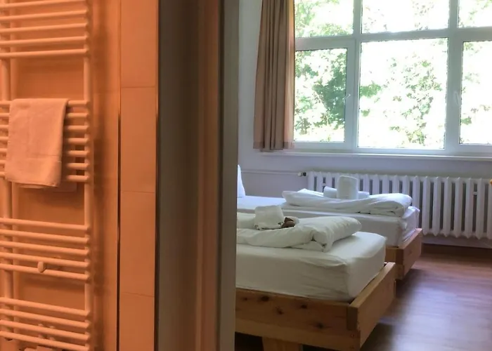 Waldhotel Am See Berlin-Schmoeckwitz Hotell 3*