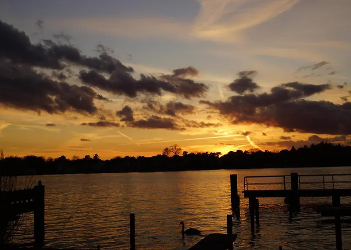 Waldhotel Am Berlin-schmoeckwitz ホテル 3*