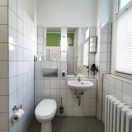 ホテル Waldhotel Am Berlin-schmoeckwitz 3*
