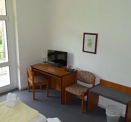 Waldhotel Am Berlin-schmoeckwitz ホテル
