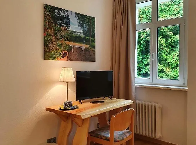 Hotel Waldhotel Am Berlin-schmoeckwitz 3*