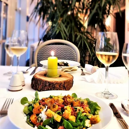 Hotel Waldhotel Am Berlin-schmoeckwitz 3*